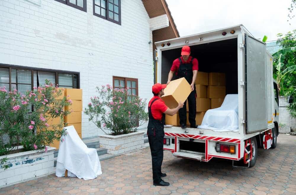 movers and packers in emirates hills